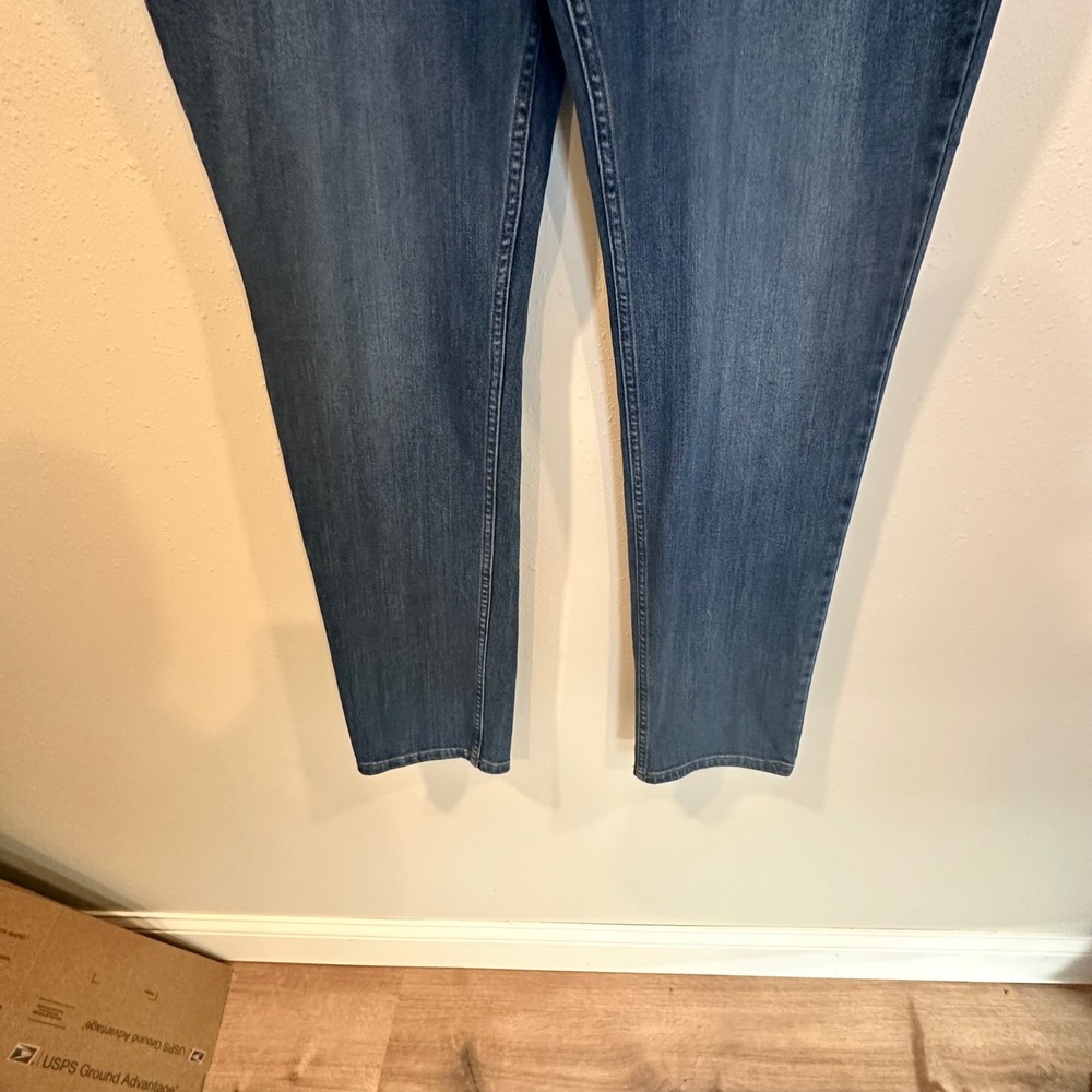 Carhartt Jeans Women 18 Tall Blue Relaxed Straight Leg Utility Workwear Denim - Picture 14 of 16
